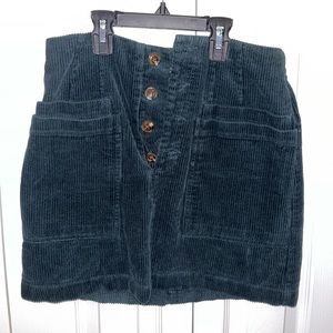 FOREVER 21 dark green button-up corduroy skirt. Size XS